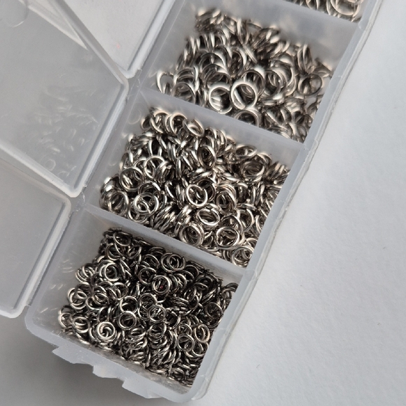 Assorted Silver Metal Jump Rings - 7 Different Sizes - Picture 3 of 10